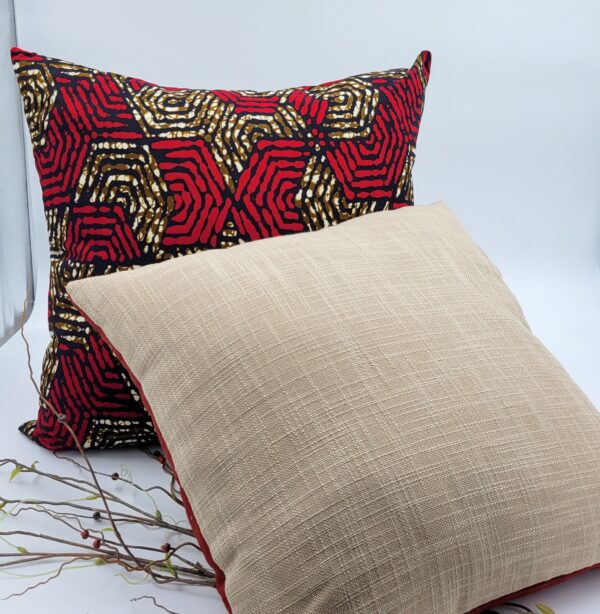 Taupe with Hexa Print Piping - Image 4